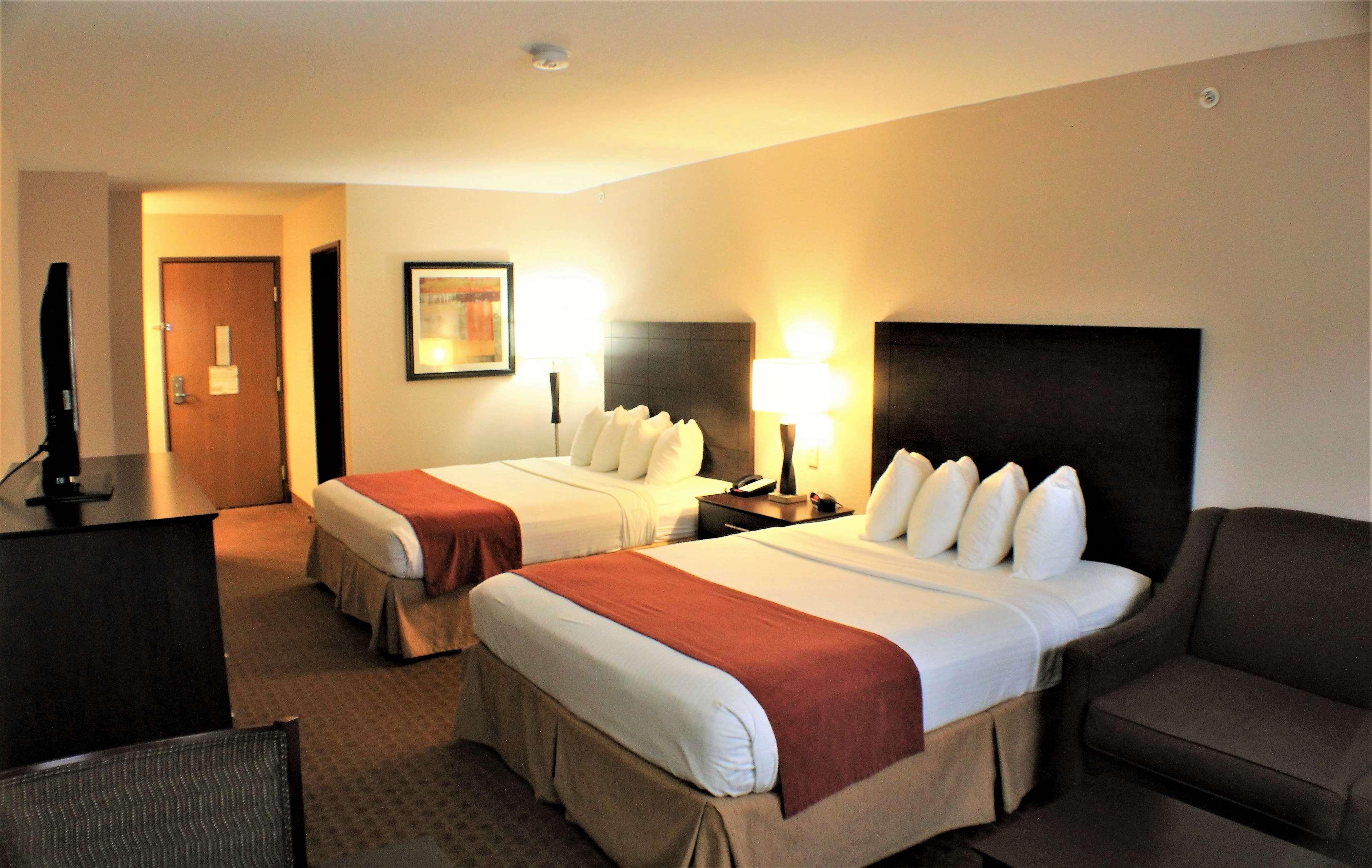 Best Western Flora Inn Екстериор снимка